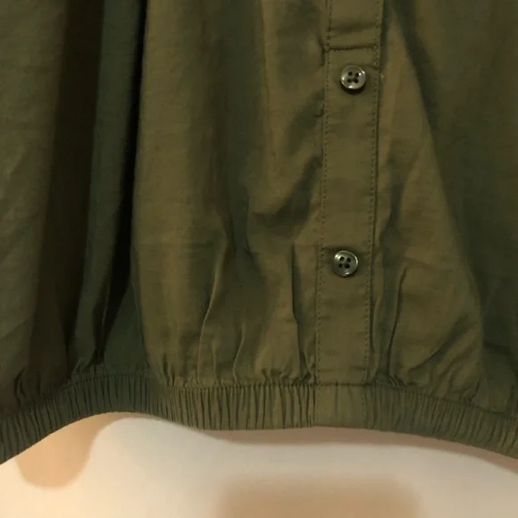 AERIE Button Front Crop Top Size S - Picture 9 of 9